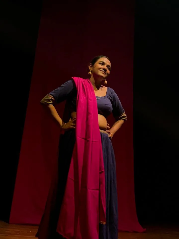 Durga Venkatesan performing Garam Roti